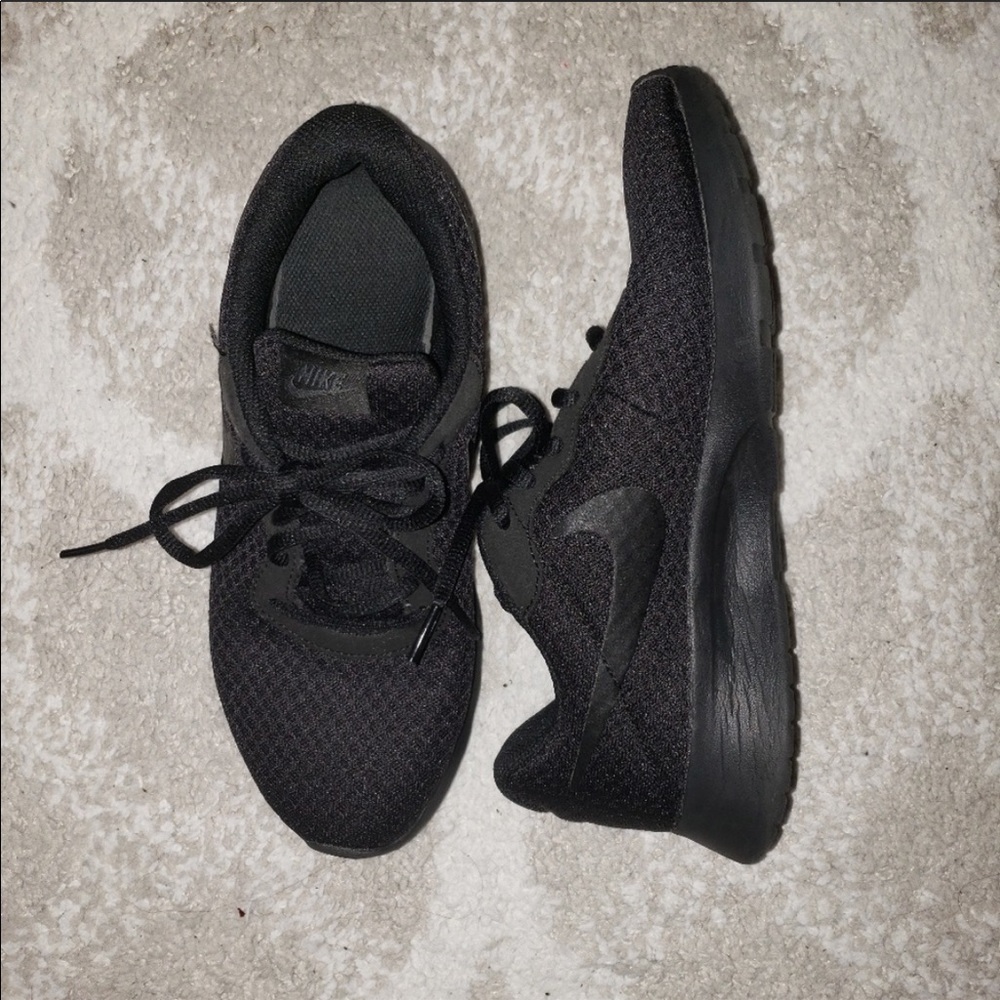 Nike black shoes